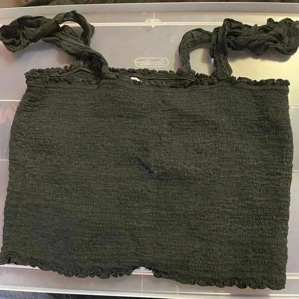 Aerie Size Large ribbed tube top with straps